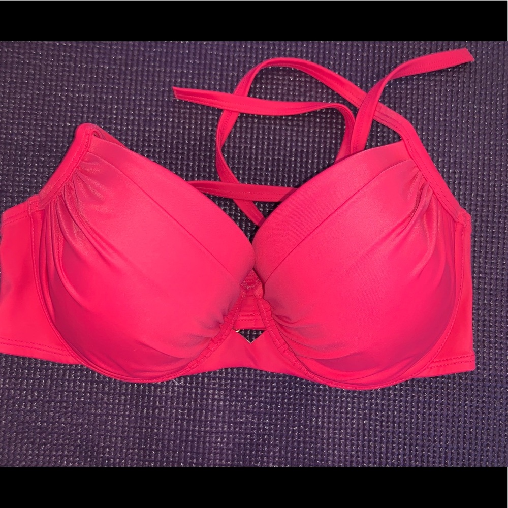 Victoria’s Secret push-up swimsuit top 34DD